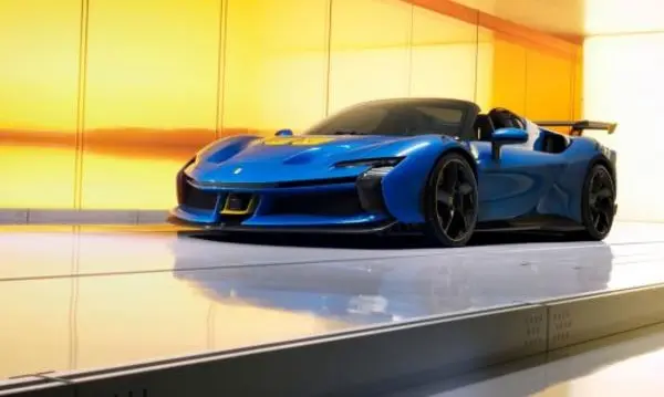 Ferrari SF90 XX Spider
