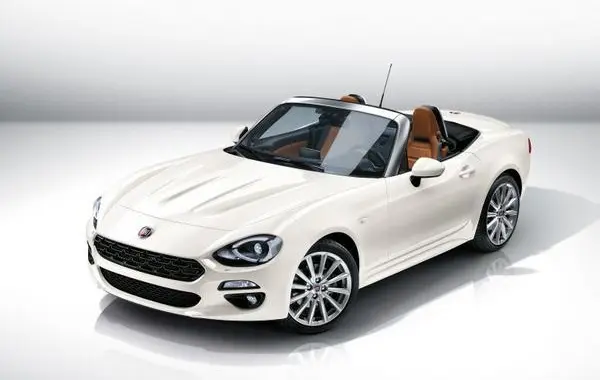 Fiat 124 Spider (2016)