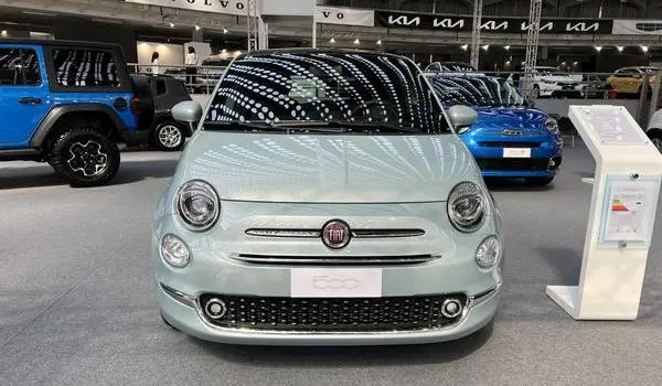 Fiat 500 (312, facelift 2015)-1