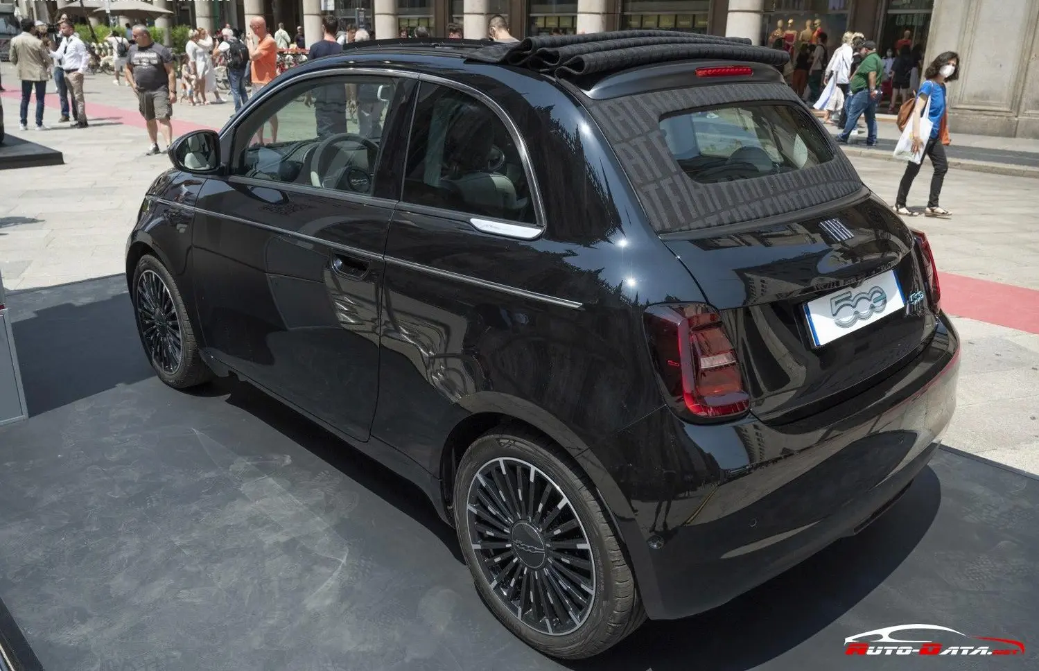 Fiat 500 (332) Cabrio-13