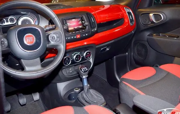 Fiat 500L-5