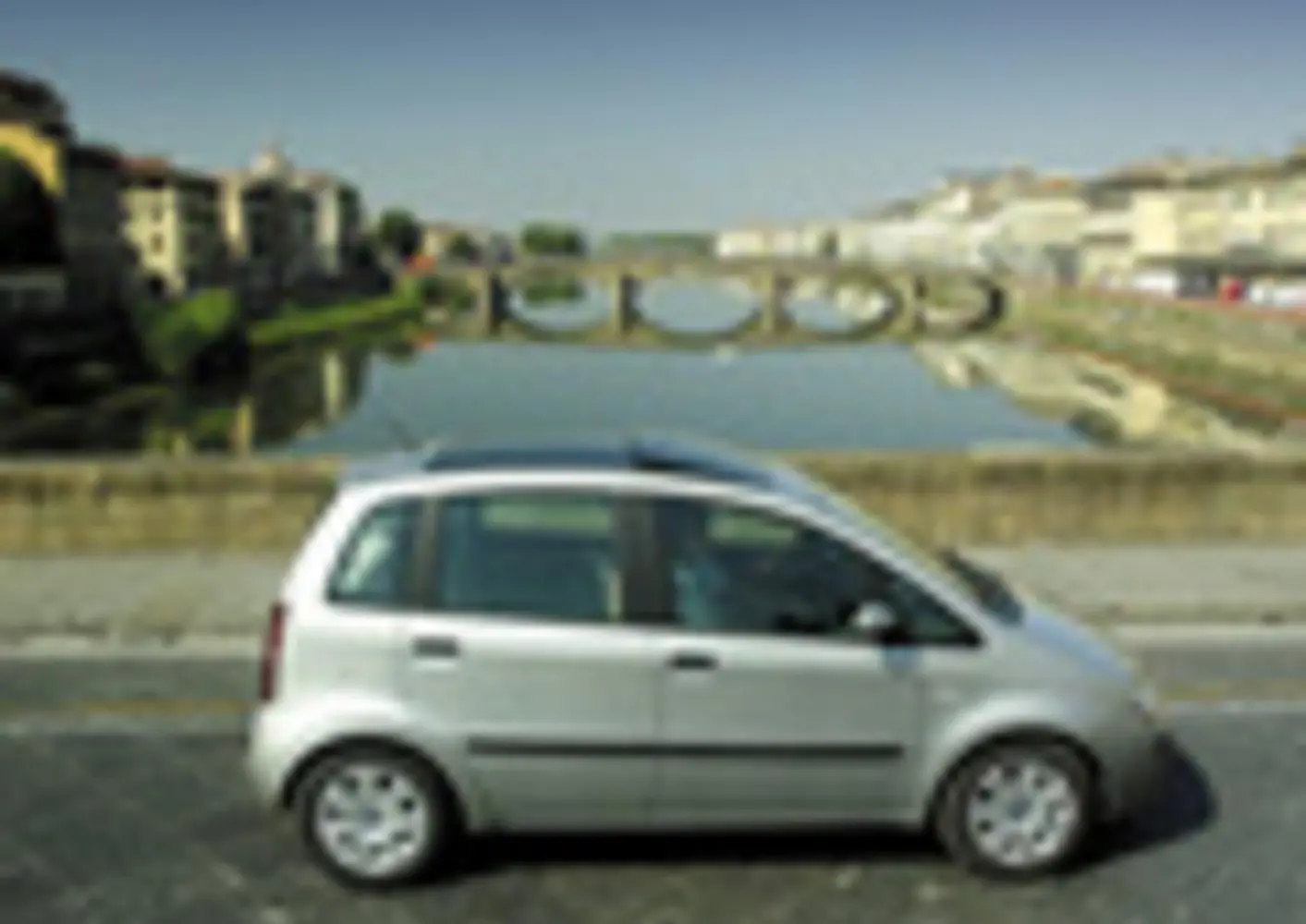 Fiat Idea-11