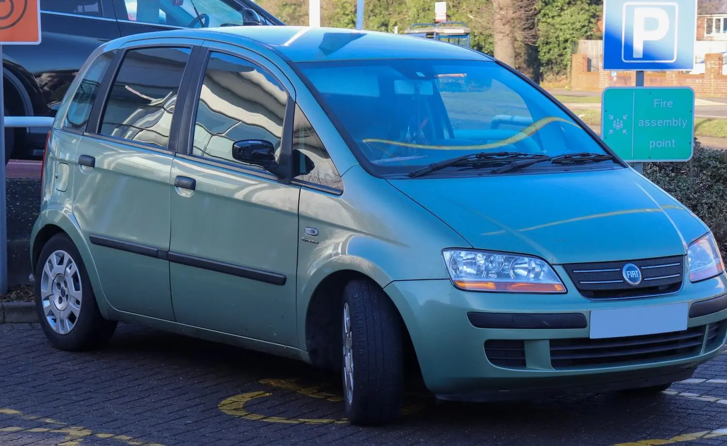 Fiat Idea-5