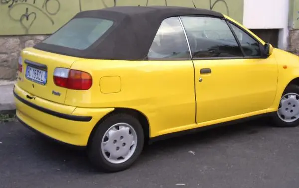 Fiat Punto Cabrio (176C)-0