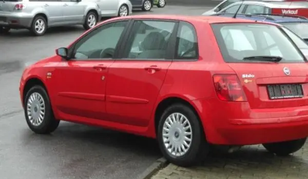 Fiat Stilo (3-door)-1