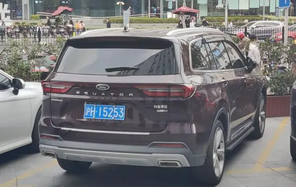 Ford Equator-1