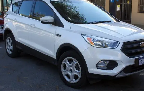 Ford Escape III (facelift 2017)-12