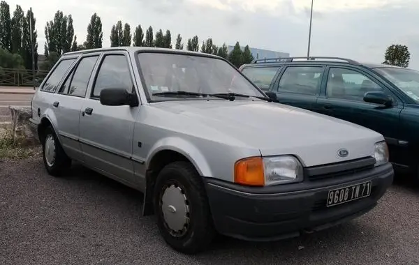 Ford Escort IV Turnier (AWF,AVF)-1