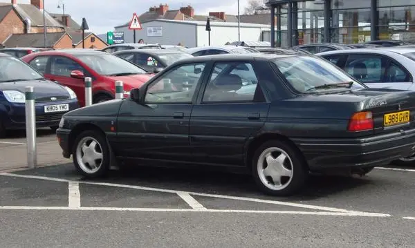 Ford Escort VI (GAL)-1