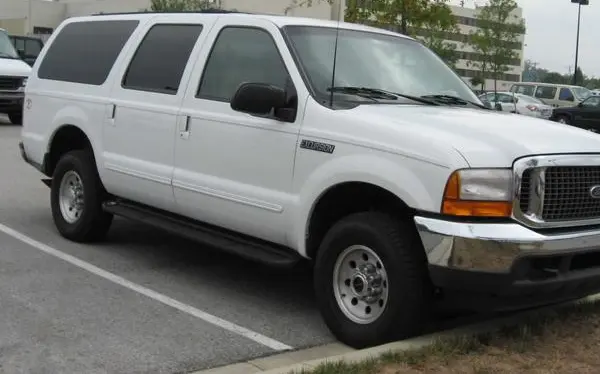 Ford Excursion-0