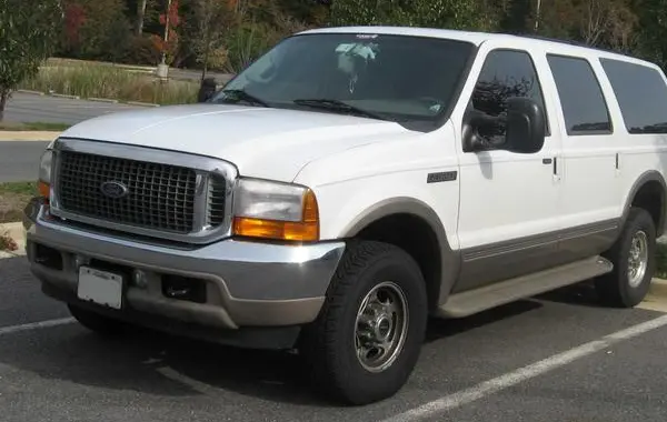 Ford Excursion-1
