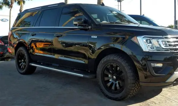 Ford Expedition IV MAX (U553)-1