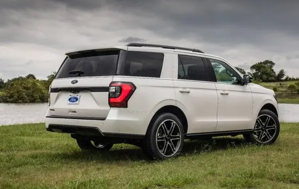 Ford Expedition IV (U553)-0