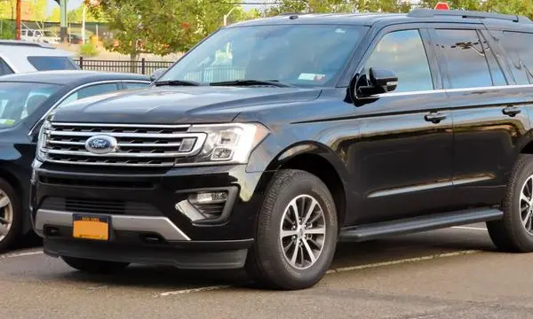 Ford Expedition IV (U553)-3