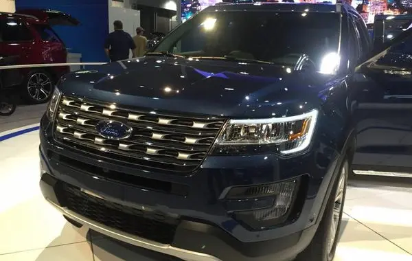 Ford Explorer V (facelift 2016)-2