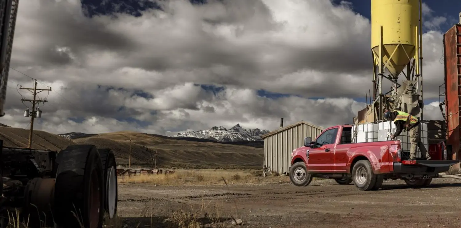 Ford F-450 Super Duty IV (facelift 2020) Regular Cab Long box-0