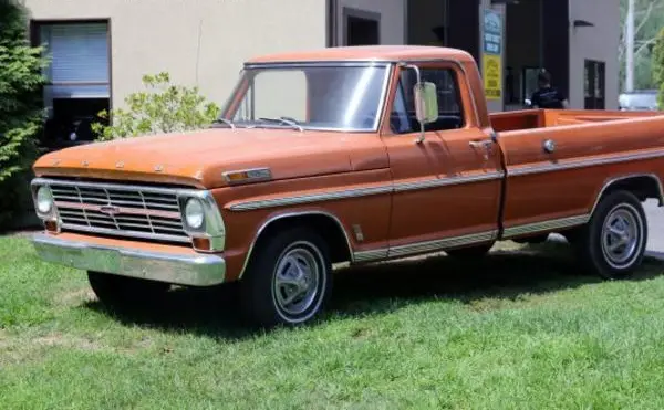 Ford F-Series F-100 V