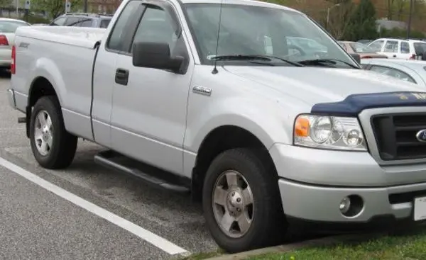 Ford F-Series F-150 XI Regular Cab