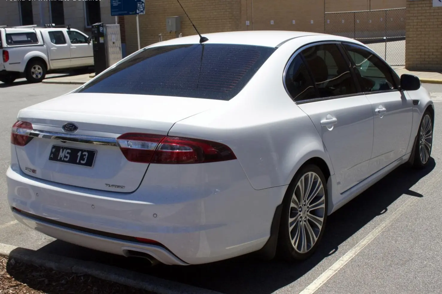 Ford Falcon (FG X)-2