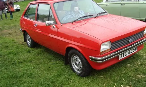 Ford Fiesta I (Mk1)-2