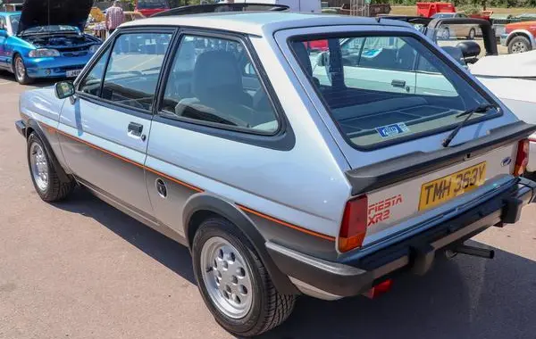 Ford Fiesta I (Mk1)-14
