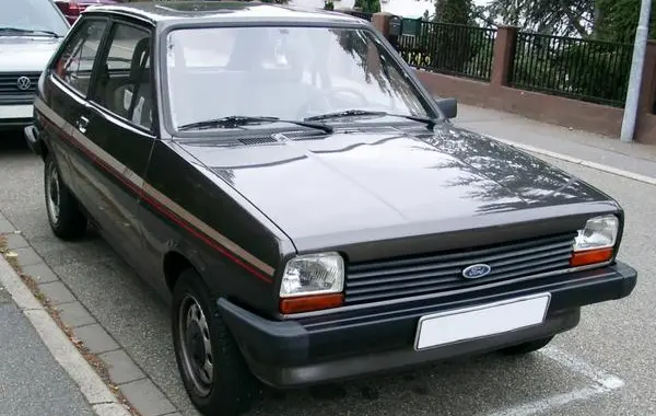 Ford Fiesta I (Mk1)-4