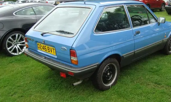 Ford Fiesta II (Mk2)-2