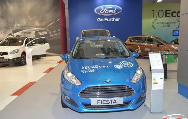 Ford Fiesta VII (Mk7, facelift 2012) 5 door-3