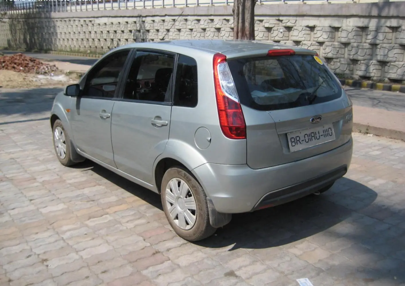 Ford Figo I-2