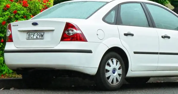 Ford Focus II Sedan-2