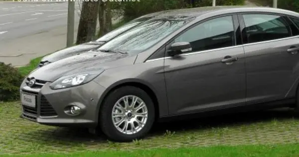 Ford Focus III Sedan
