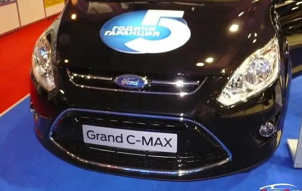 Ford Grand C-MAX-4