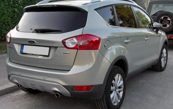 Ford Kuga I-0