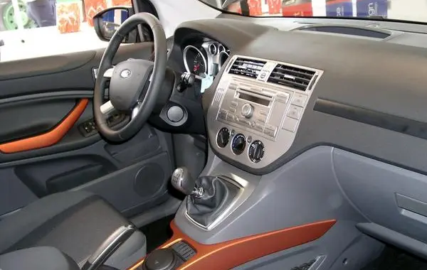Ford Kuga I-3