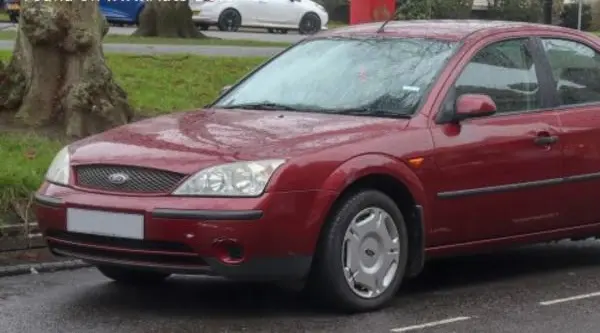 Ford Mondeo II Hatchback