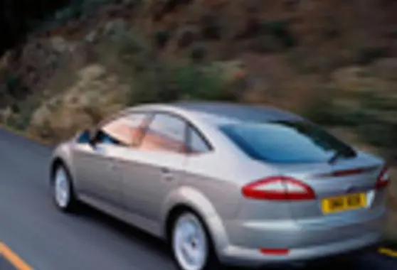 Ford Mondeo III Hatchback-6