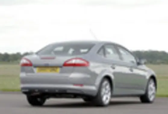 Ford Mondeo III Sedan-3