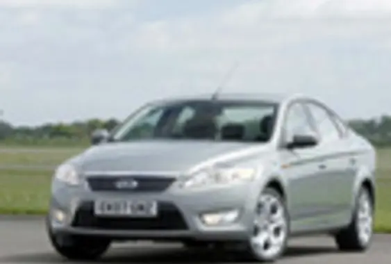 Ford Mondeo III Sedan-2