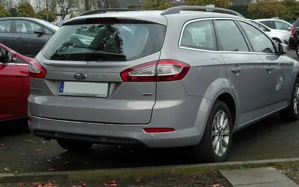 Ford Mondeo III Wagon (facelift 2010)-2