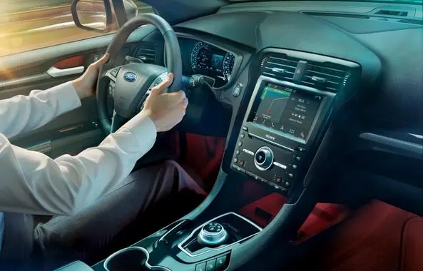Ford Mondeo IV Hatchback (facelift 2019)-7