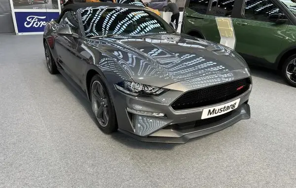 Ford Mustang Convertible VI (facelift 2017)-0