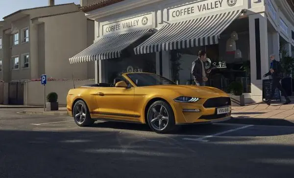 Ford Mustang Convertible VI (facelift 2017)-3