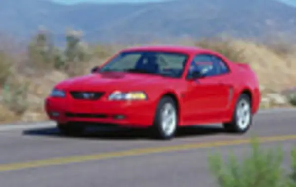 Ford Mustang IV-7
