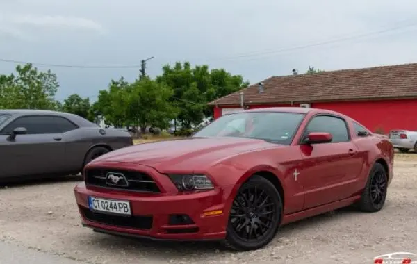 Ford Mustang V (facelift 2012)