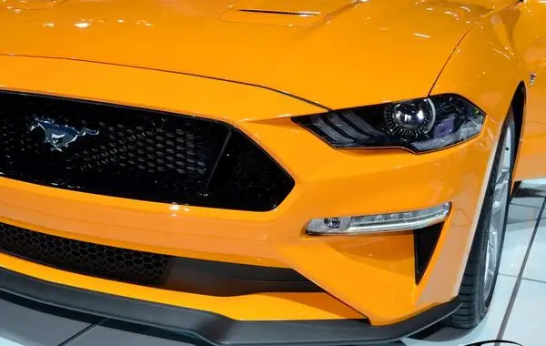 Ford Mustang VI (facelift 2017)-5