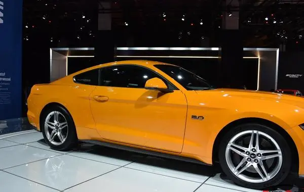 Ford Mustang VI (facelift 2017)-0