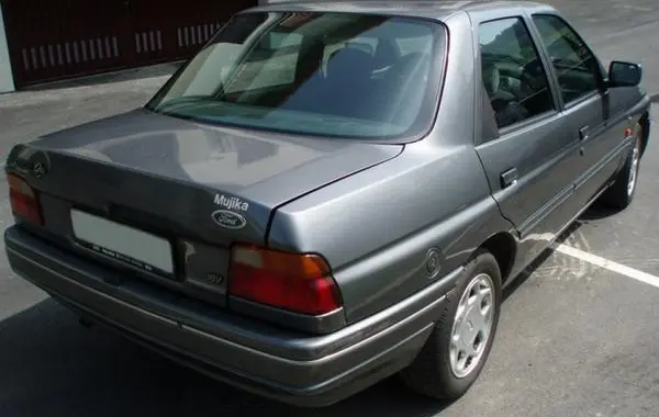 Ford Orion III (GAL)-1