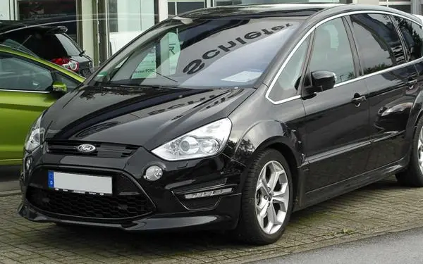 Ford S-MAX (facelift 2010)-1