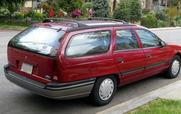 Ford Taurus I Station Wagon-1