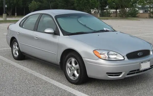 Ford Taurus IV-1